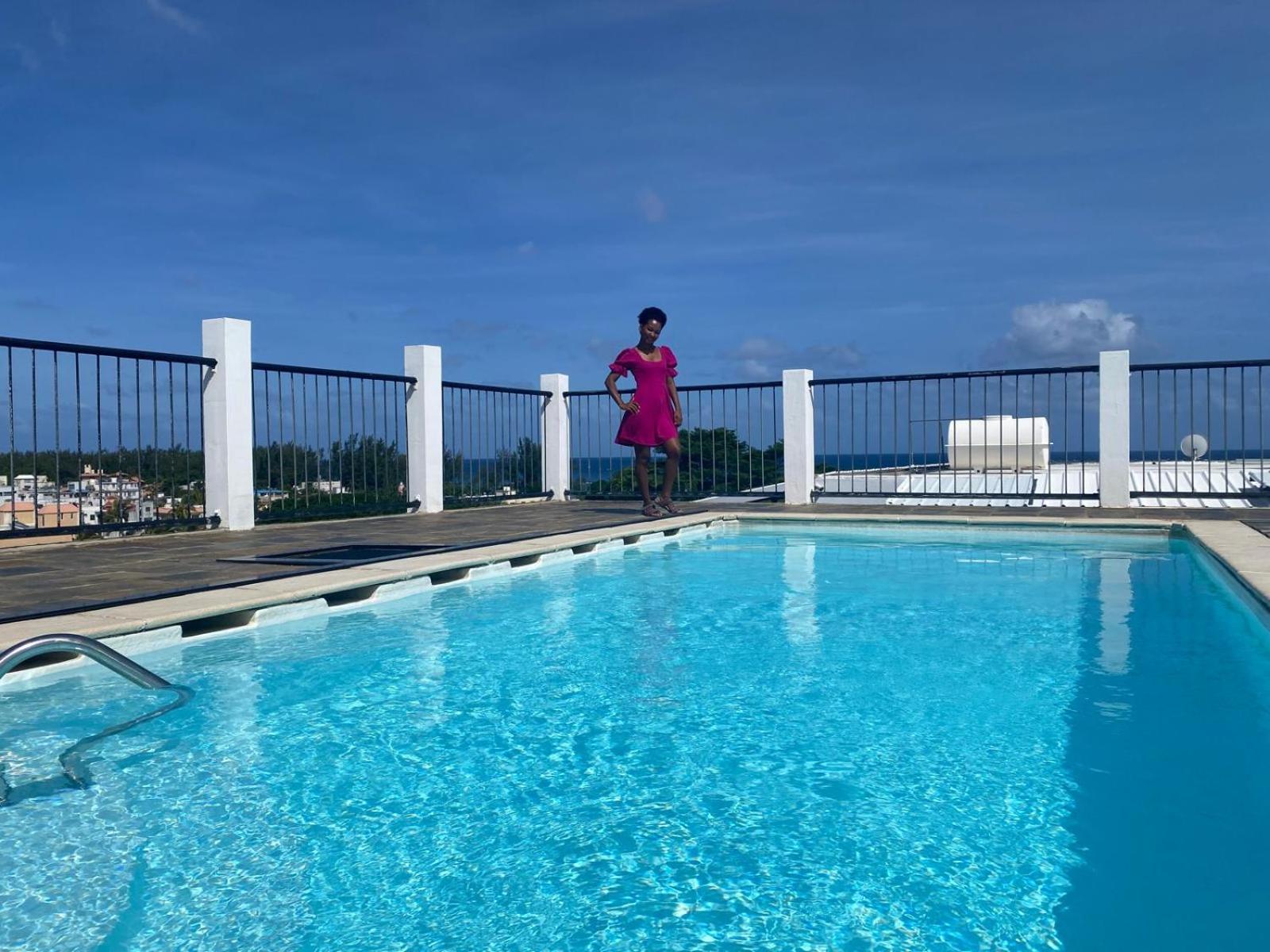 Modernes Apartment & Pool Mit Mega Aussicht Flic-en-Flacq Esterno foto